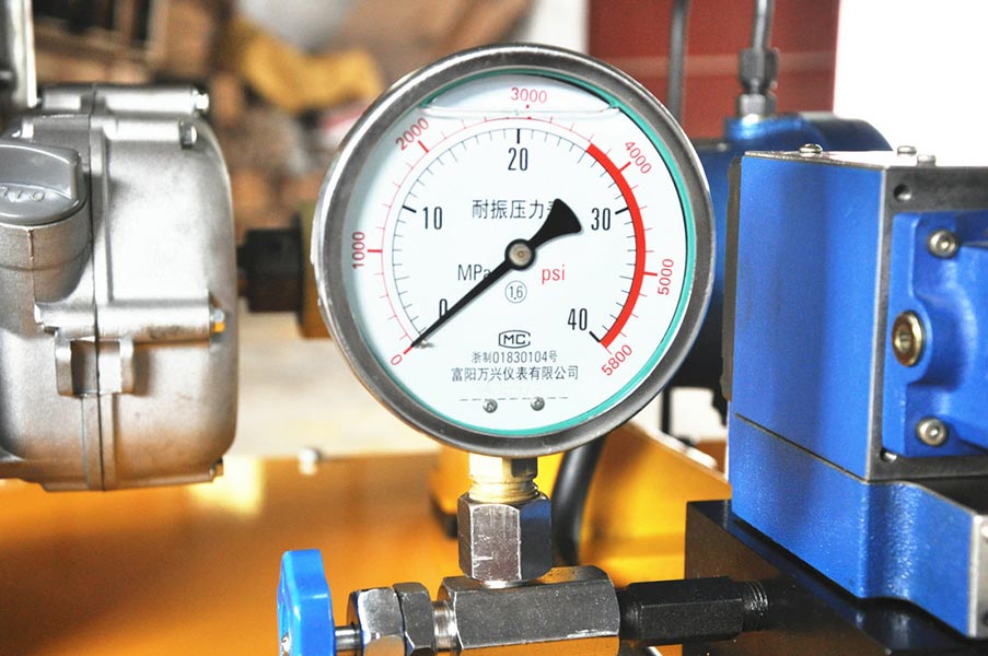 本田汽油機(jī)，野外作業(yè)機(jī)動(dòng)泵液壓站